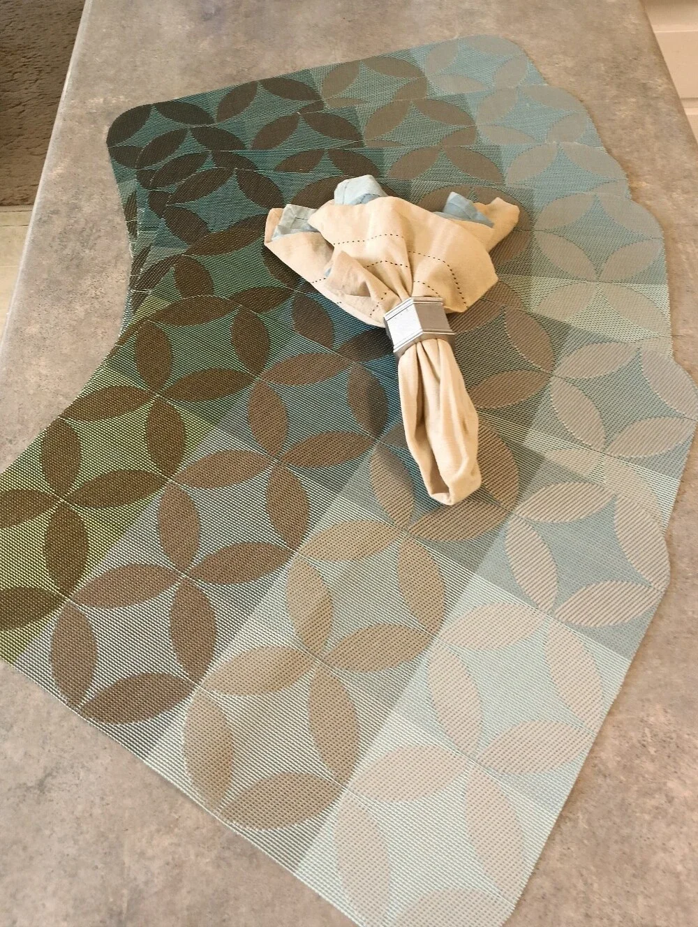NWT Pier 1 Imports 6 Teal Blue, Aqua & Taupe Placemats & 8 Teal & Taupe Napkins